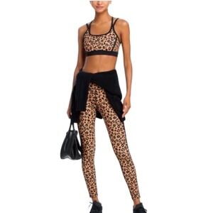 NWT Aqua Athletic Printed Toned Out Leopard Leggings Size Small